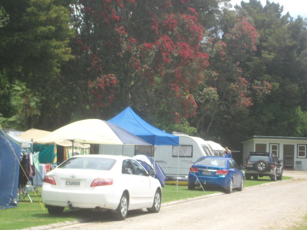 Karamea Holiday Park ภายนอก รูปภาพ